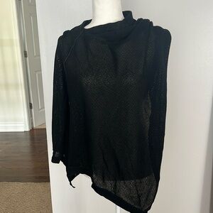 Amma nursing cover cocoon. Black. Great condition w washer bag.